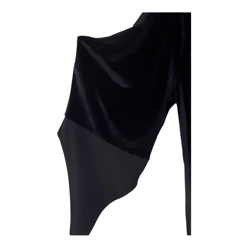 NWT! Black Velvet One Shoulder Bodysuit.
